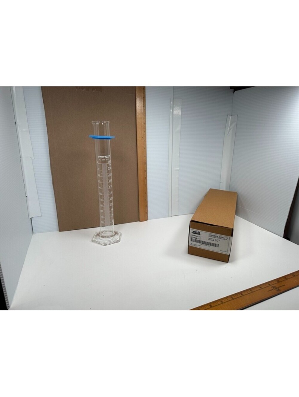 VWR 250mL Glass Graduated Cylinder Hex Base TC Thermally Coated Wards Science